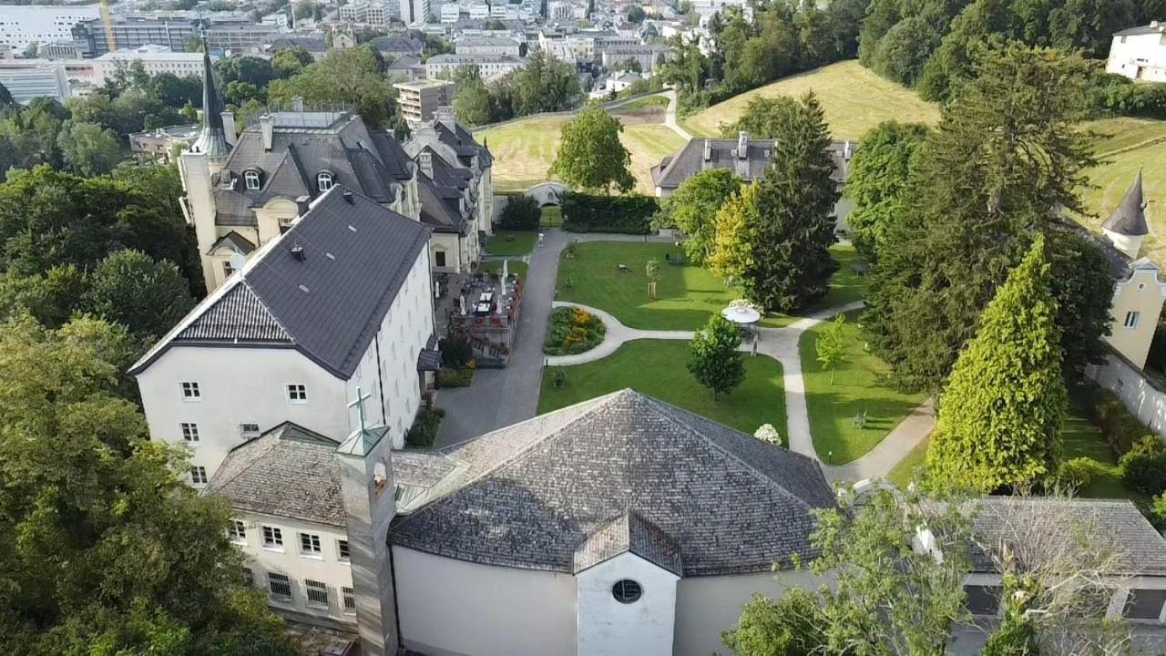 Johannes Schloessl - Gaestehaus Der Pallottiner Am Moenchsberg Salzburg Exterior photo